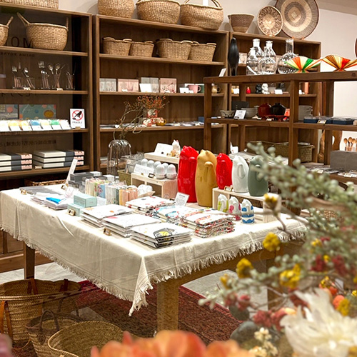 【 12/20 OPEN 】CASA ダイワロイネット和歌山店 明日12/20 OPENいたします。雑貨がメイン、約9坪のかわいい空間です。中之島の本店共によろしくお願いいたします!みなさまのご来店をお待ちしています。