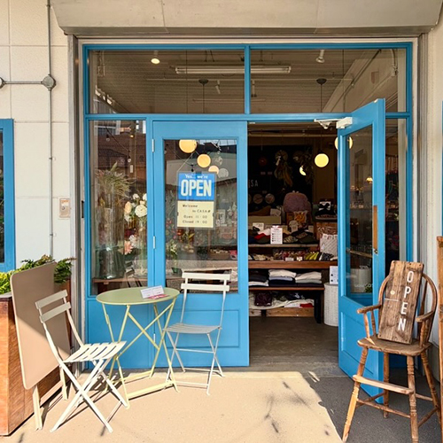 【 年末年始とイベントのお知らせ 】2025年もたくさんの方にご来店いただき本当にありがとうございました!年末年始休業は下記の通りです。各店舗異なります。ご注意ください。2026年もよろしくお願いいたします。