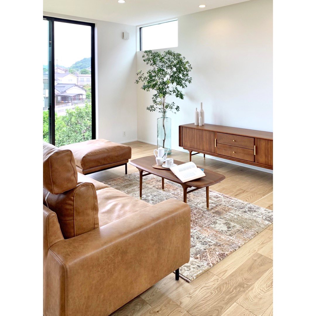 スタイリッシュを極めたグレーの平屋