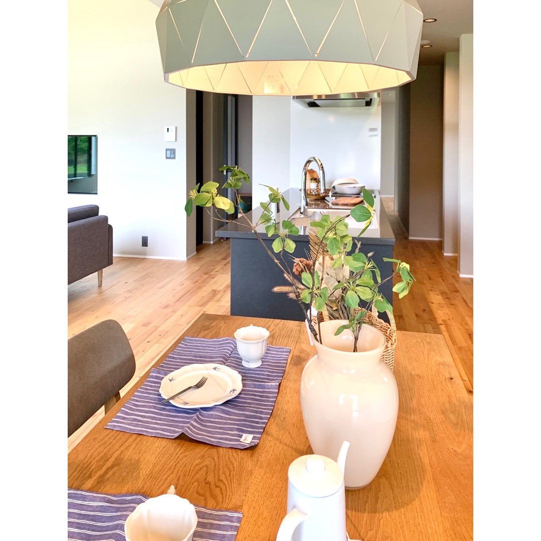 ウチソトの繋がりを感じる平屋