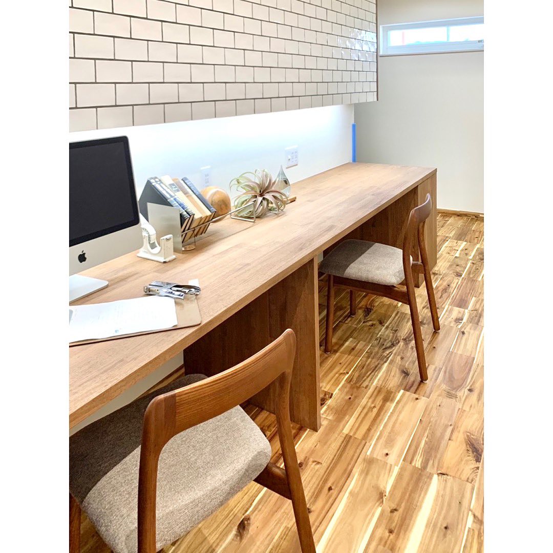 モダンなデザインと空間を繋ぐ家