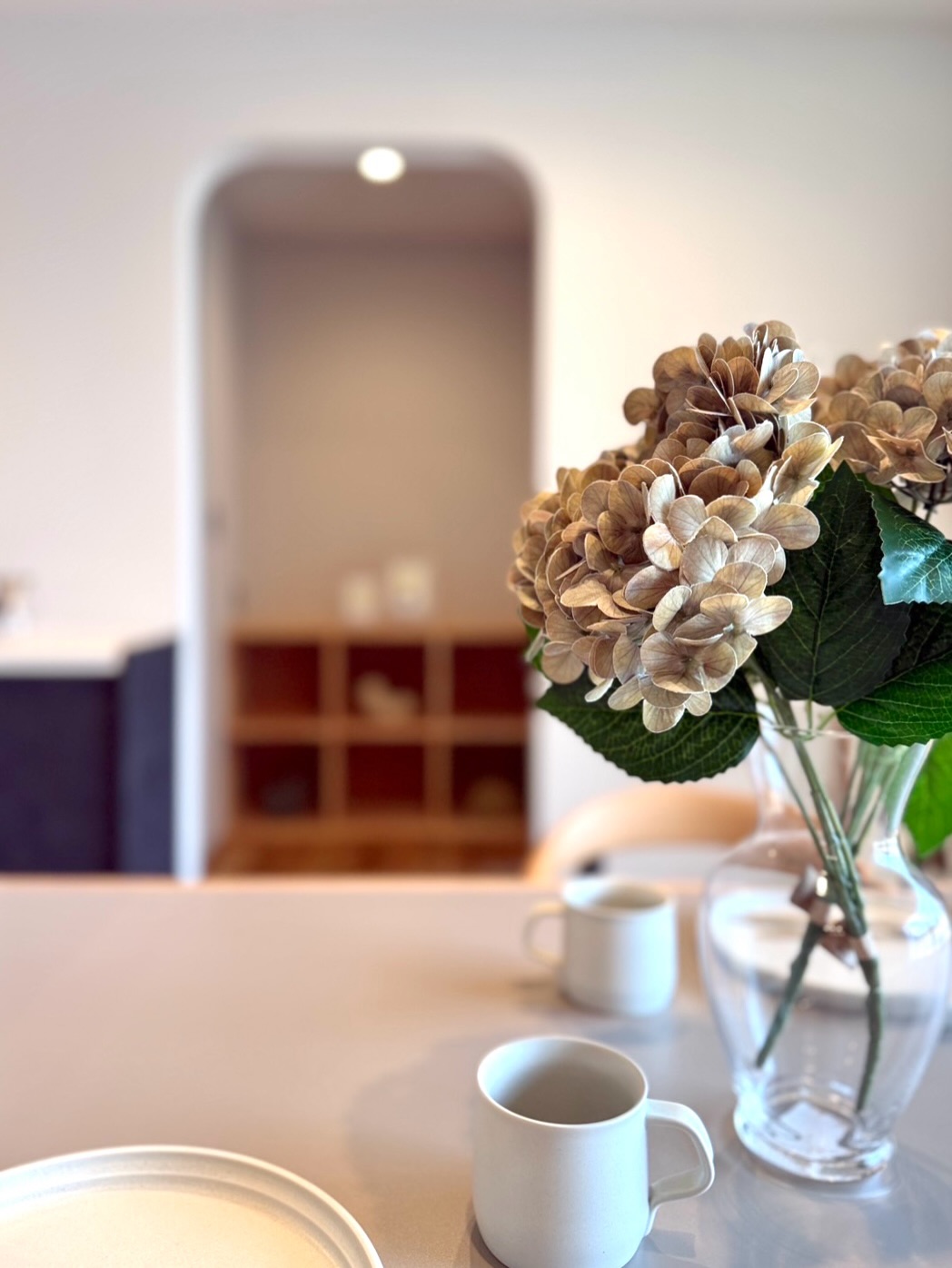 趣味と暮らせるインナーガレージの平屋