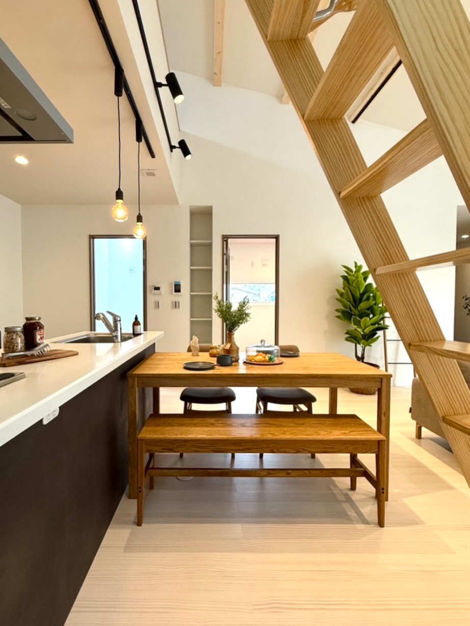 規格住宅「UNSTANDARD」和歌山初の第一棟